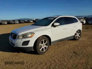 2013 Volvo XC60 T6 z VIN YV4902DZ9D2455853, wystawiony jako Copart lot #50393225 z przebiegiem 152 038 mil mil oraz Szkoda całkowita • Salvage title. Historia ofert i sprzedaży dostępna na DreamBid. Obrazek 1.