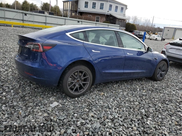 2020 Tesla Model 3 Long Range with VIN 5YJ3E1EB0LF664562, listed as a Copart auction lot 50484355 with 31,884 mi miles and Salvage Title. Bid and sale history available at carsss.com. Image 3.