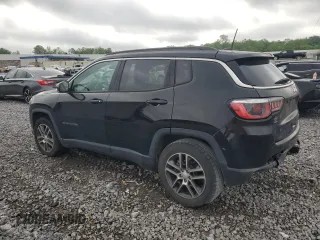 2018 Jeep Compass Latitude z VIN 3C4NJCBB6JT136804, wystawiony jako Copart lot #54146235 z przebiegiem 71 436 mil mil oraz Szkoda całkowita • Salvage title. Historia ofert i sprzedaży dostępna na DreamBid. Obrazek 2.