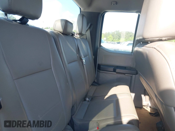 2016 Ford F-150 XLT with VIN 1FTEX1E89GFA95834, listed as a IAAI auction lot 41986995 with 153,202 mi miles. Bid and sale history available at carsss.com. Image 8.