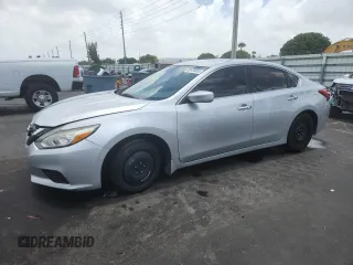 2017 Nissan Altima SV with VIN 1N4AL3AP0HC137920, listed as a Copart auction lot 60939895 with 133,782 mi miles and Clean title. Bid and sale history available at DreamBid. Image 1.