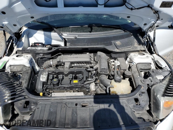 2011 MINI Countryman with VIN WMWZB3C56BWM00040, listed as a Copart auction lot 48660435 with 146,607 mi miles and Salvage title. Bid and sale history available at DreamBid. Image 13.