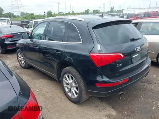2010 Audi Q5 with VIN WA1LKBFP8AA105530, listed as a IAAI auction lot 42757875 with 90,579 mi miles and . Bid and sale history available at DreamBid. Image 3.