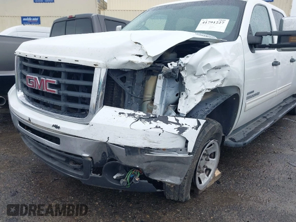2008 GMC Sierra 3500HD SRW SLT z VIN 1GTHK33648F182602, wystawiony jako IAAI lot #41791227 z przebiegiem 385 336 mil mil oraz . Historia ofert i sprzedaży dostępna na DreamBid. Obrazek 6.