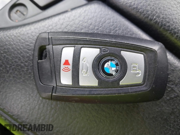 2013 BMW 5 Series 535i xDrive with VIN WBAFU7C51DDU68586, listed as a IAAI auction lot 41939159 with 111,496 mi miles and . Bid and sale history available at carsss.com. Image 11.