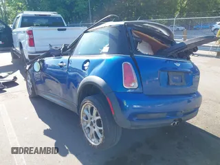 2006 MINI Hardtop S с VIN WMWRE33516TN25140, выставлен на аукционе IAAI как лот 42130574 с пробегом Не указан миль и . История ставок и продаж доступна на DreamBid. Изображение 3.