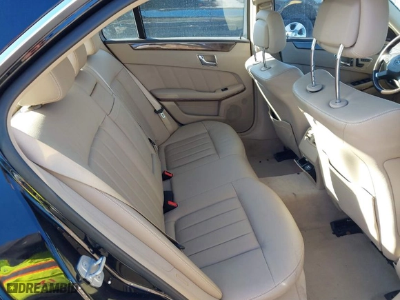 2010 Mercedes-Benz E-Class E 350 Luxury with VIN WDDHF8HB5AA062520, listed as a IAAI auction lot 41698049 with 222,842 mi miles. Bid and sale history available at carsss.com. Image 8.