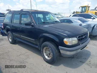 1998 Ford Explorer XL z VIN 1FMZU34X4WUC94388, wystawiony jako IAAI lot #42822057 z przebiegiem 232 117 mil mil oraz . Historia ofert i sprzedaży dostępna na DreamBid. Obrazek 1.