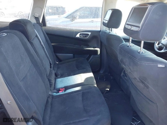 2014 Nissan Pathfinder Platinum with VIN 5N1AR2MM3EC692467, listed as a IAAI auction lot 41343012 with 138,979 mi miles. Bid and sale history available at carsss.com. Image 8.