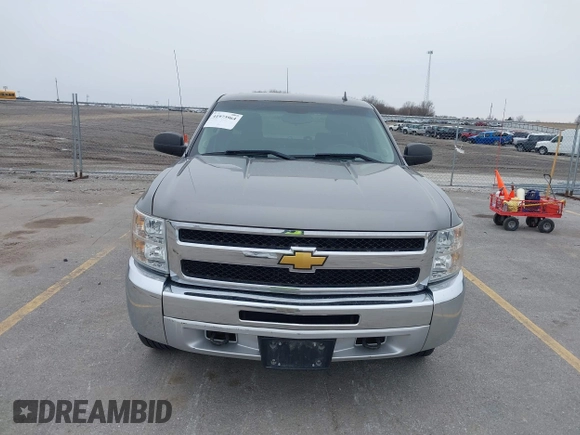 2013 Chevrolet Silverado 1500 LT with VIN 3GCPKSE73DG249856, listed as a IAAI auction lot 41973964 with 135,580 mi miles. Bid and sale history available at carsss.com. Image 12.