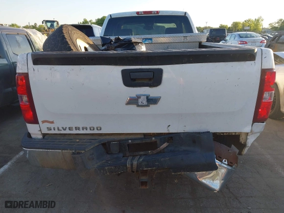 2007 Chevrolet Silverado 1500 LT w/1LT with VIN 1GCEC19J07E552769, listed as a IAAI auction lot 41997956 with 1 mi miles. Bid and sale history available at carsss.com. Image 18.