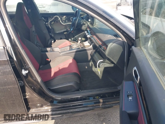 2024 Honda Civic Si z VIN 2HGFE1E54RH470452, wystawiony jako IAAI lot #41146132 z przebiegiem 18 620 mil mil oraz . Historia ofert i sprzedaży dostępna na DreamBid. Obrazek 5.