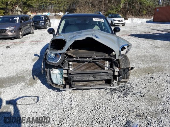 2018 MINI Countryman Cooper S with VIN WMZYT3C3XJ3E00040, listed as a Copart auction lot 88969215 with 96,201 mi miles and Salvage title. Bid and sale history available at DreamBid. Image 5.