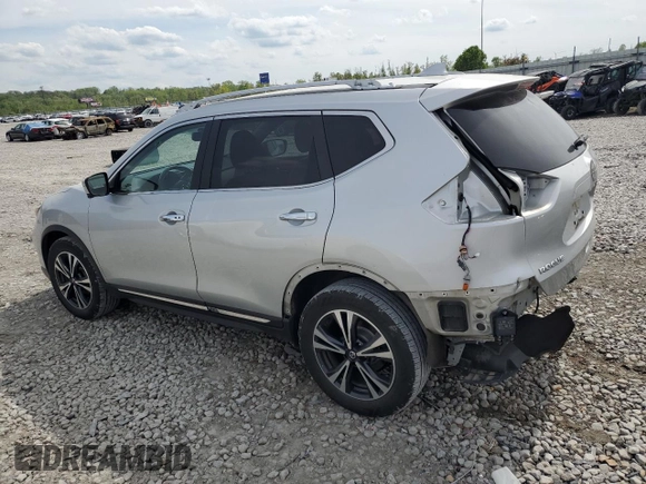 2018 Nissan Rogue SV z VIN JN8AT2MV6JW318673, wystawiony jako Copart lot #53471765 z przebiegiem 157 194 mil mil oraz Szkoda całkowita • Salvage title. Historia ofert i sprzedaży dostępna na DreamBid. Obrazek 2.