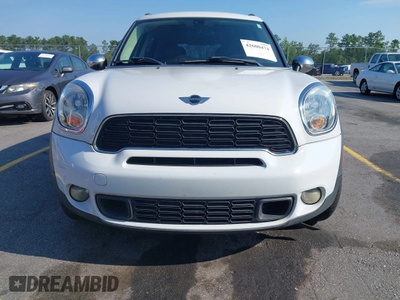 2012 MINI Countryman S with VIN WMWZC3C56CWL82122, listed as a IAAI auction lot 42600474 with 71,920 mi miles and . Bid and sale history available at DreamBid. Image 6.