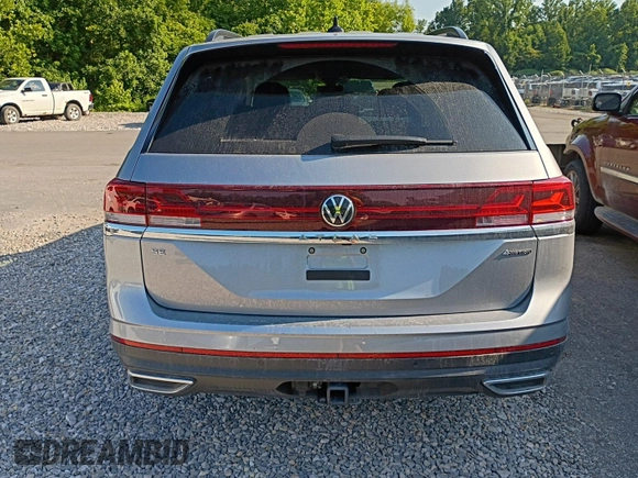 2024 Volkswagen Atlas SE with VIN 1V2HR2CAXRC558117, listed as a IAAI auction lot 42806737 with 23,571 mi miles and . Bid and sale history available at DreamBid. Image 2.