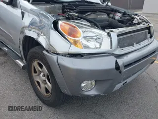 2005 Toyota RAV4 with VIN JTEHD20V750051092, listed as a IAAI auction lot 42083255 with 201,783 mi miles. Bid and sale history available at carsss.com. Image 6.