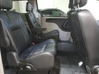 2016 Chrysler Town & Country Touring with VIN 2C4RC1BG5GR212763, listed as a Copart auction lot 89389035 with 178,547 mi miles and Salvage Title. Bid and sale history available at carsss.com. Image 11.
