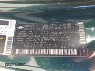 2010 MINI Hardtop z VIN WMWMF3C59ATZ21719, wystawiony jako Copart lot #56020765 z przebiegiem 96 249 mil mil oraz Szkoda całkowita • Salvage title. Historia ofert i sprzedaży dostępna na DreamBid. Obrazek 13.