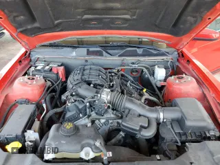 2013 Ford Mustang V6 with VIN 1ZVBP8AM0D5230180, listed as a Copart auction lot 61626655 with 100,168 mi miles and Salvage title. Bid and sale history available at DreamBid. Image 11.