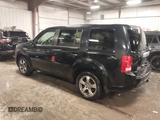 2012 Honda Pilot EX-L with VIN 5FNYF4H6XCB062545, listed as a IAAI auction lot 41226106 with 217,697 mi miles. Bid and sale history available at carsss.com. Image 3.