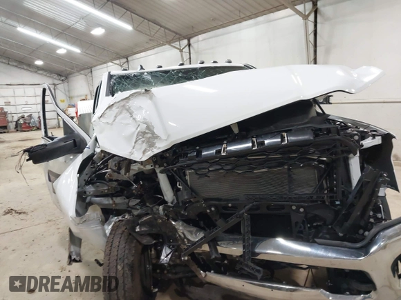 2024 Ram 2500 Tradesman with VIN 3C6UR5HJ2RG138348, listed as a IAAI auction lot 41922691 with Not provided miles and . Bid and sale history available at DreamBid. Image 6.
