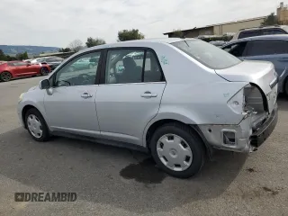 2009 Nissan Versa 1.8 S with VIN 3N1BC11E69L374261, listed as a Copart auction lot 47252795 with 70,600 mi miles and Salvage Title. Bid and sale history available at carsss.com. Image 2.