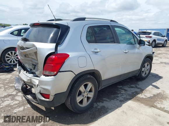 2017 Chevrolet Trax LT with VIN KL7CJLSB6HB166935, listed as a IAAI auction lot 41901204 with 114,352 mi miles and . Bid and sale history available at carsss.com. Image 4.