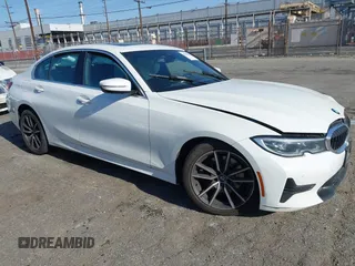 2021 BMW 3 Series 330i z VIN 3MW5R1J02M8B52757, wystawiony jako IAAI lot #42004367 z przebiegiem 71 640 mil mil oraz . Historia ofert i sprzedaży dostępna na DreamBid. Obrazek 1.
