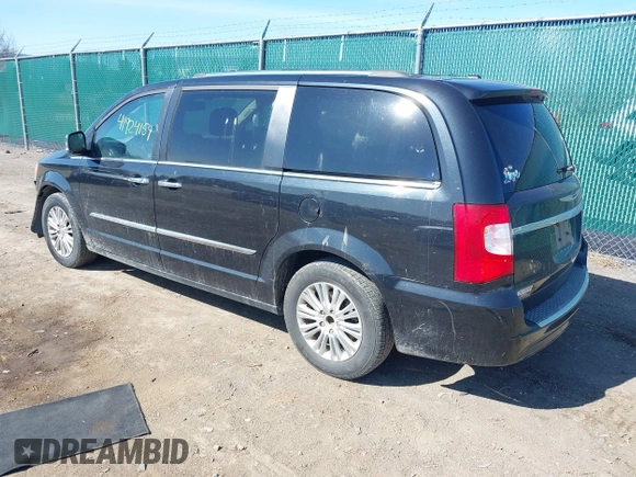 2015 Chrysler Town & Country Limited Platinum with VIN 2C4RC1GG2FR529357, listed as a IAAI auction lot 41924159 with 220,575 mi miles and . Bid and sale history available at DreamBid. Image 3.