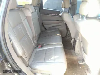 2011 Jeep Grand Cherokee Laredo with VIN 1J4RR4GG4BC558193, listed as a IAAI auction lot 40055870 with 110,939 mi miles. Bid and sale history available at carsss.com. Image 8.