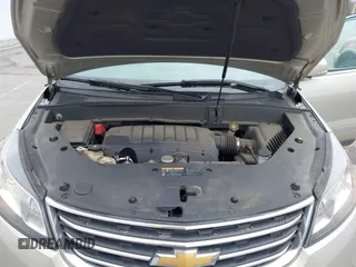 2015 Chevrolet Traverse LTZ z VIN 1GNKRJKD6FJ237851, wystawiony jako IAAI lot #41847524 z przebiegiem 84 809 mil mil oraz . Historia ofert i sprzedaży dostępna na DreamBid. Obrazek 10.