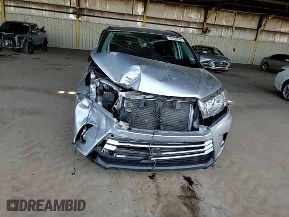 2019 Toyota Highlander SE with VIN 5TDKZRFH9KS557280, listed as a Copart auction lot 55094585 with 84,050 mi miles and Salvage title. Bid and sale history available at DreamBid. Image 13.