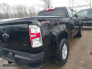 2019 Chevrolet Colorado 4WD Work Truck with VIN 1GCHTBEN6K1136575, listed as a IAAI auction lot 41564589 with 50,481 mi miles. Bid and sale history available at carsss.com. Image 4.