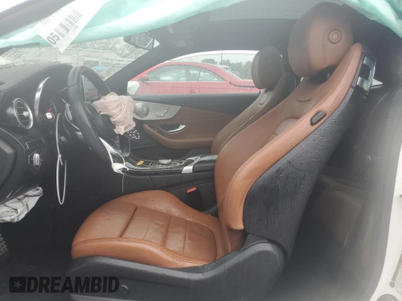 2018 Mercedes-Benz C 300 z VIN WDDWJ4JB3JF744520, wystawiony jako Copart lot #56414345 z przebiegiem Nie podano mil oraz Szkoda całkowita • Salvage title. Historia ofert i sprzedaży dostępna na DreamBid. Obrazek 7.