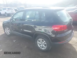2017 Volkswagen Tiguan S with VIN WVGBV7AX9HK018085, listed as a IAAI auction lot 41804052 with 71,943 mi miles and . Bid and sale history available at DreamBid. Image 3.
