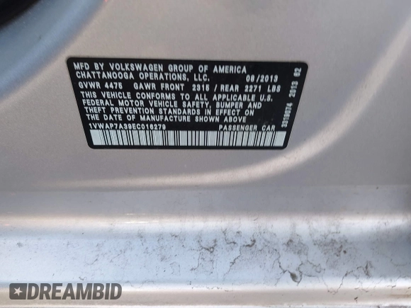 2014 Volkswagen Passat S w/Nav with VIN 1VWAP7A39EC016279, listed as a IAAI auction lot 41792113 with 189,833 mi miles. Bid and sale history available at carsss.com. Image 9.