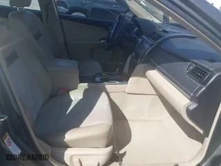 2014 Toyota Camry Hybrid LE with VIN 4T1BD1FK6EU129691, listed as a IAAI auction lot 41796112 with 264,392 mi miles. Bid and sale history available at carsss.com. Image 5.