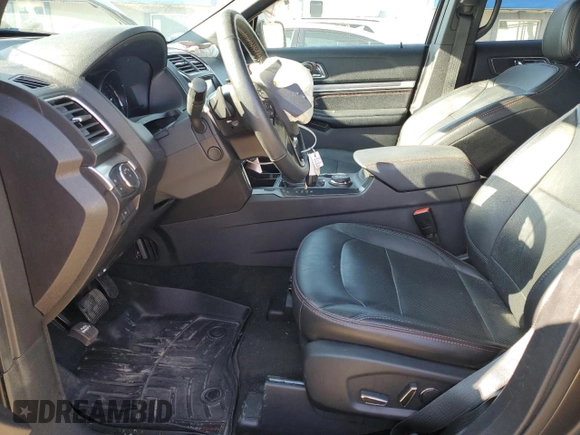 2018 Ford Explorer Sport z VIN 1FM5K8GT6JGA79581, wystawiony jako Copart lot #61348985 z przebiegiem 79 773 mil mil oraz Szkoda całkowita • Salvage title. Historia ofert i sprzedaży dostępna na DreamBid. Obrazek 7.