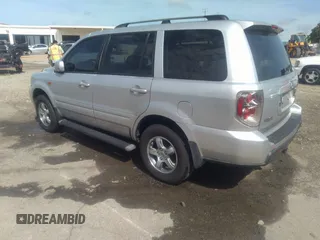 2006 Honda Pilot EX with VIN 5FNYF18446B004335, listed as a IAAI auction lot 42111242 with 234,787 mi miles and . Bid and sale history available at DreamBid. Image 3.