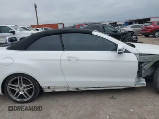 2016 Mercedes-Benz E 400 with VIN WDDKK6FF0GF319946, listed as a IAAI auction lot 41624659 with 54,551 mi miles and . Bid and sale history available at carsss.com. Image 13.