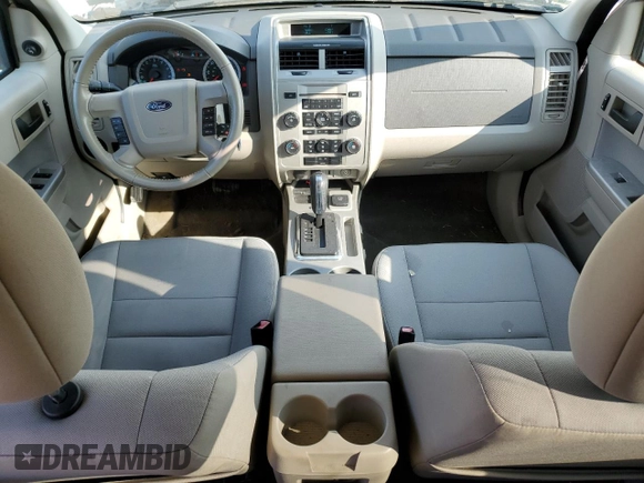 2012 Ford Escape Hybrid with VIN 1FMCU5K39CKA23917, listed as a Copart auction lot 42337565 with 20,818 mi miles and Non repairable. Bid and sale history available at DreamBid. Image 8.