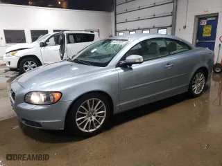 2009 Volvo C70 with VIN YV1MC67269J072664, listed as a Copart auction lot 44973035 with 134,921 mi miles and Salvage Title. Bid and sale history available at carsss.com. Image 1.