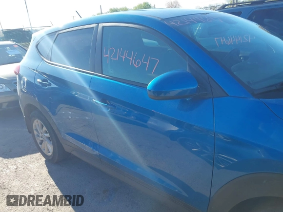 2018 Hyundai Tucson SE z VIN KM8J2CA40JU792495, wystawiony jako IAAI lot #42144647 z przebiegiem 62 769 mil mil oraz . Historia ofert i sprzedaży dostępna na DreamBid. Obrazek 13.