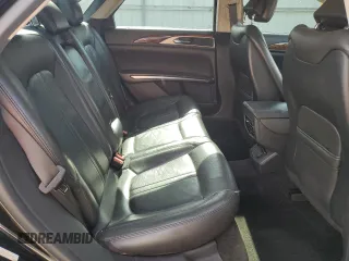 2013 Lincoln MKZ z VIN 3LN6L2GK5DR823755, wystawiony jako Copart lot #53060295 z przebiegiem 145 624 mil mil oraz Szkoda całkowita • Salvage title. Historia ofert i sprzedaży dostępna na DreamBid. Obrazek 10.