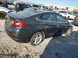 2018 Chevrolet Cruze LT with VIN 1G1BE5SM4J7146068, listed as a Copart auction lot 48847325 with 246,059 mi miles and Salvage Title. Bid and sale history available at carsss.com. Image 3.