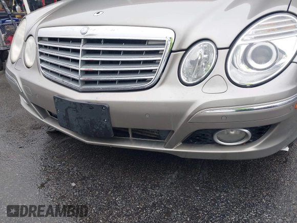 2007 Mercedes-Benz E 320 with VIN WDBUF22X17B033107, listed as a IAAI auction lot 42088387 with 299,938 mi miles and . Bid and sale history available at DreamBid. Image 6.