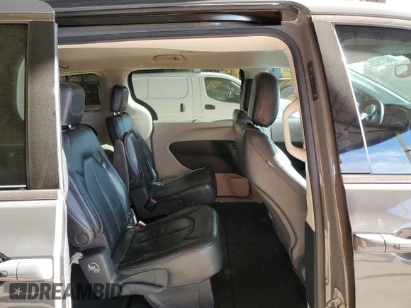 2022 Chrysler Pacifica Touring L z VIN 2C4RC1BGXNR150211, wystawiony jako Copart lot #58375835 z przebiegiem 74 088 mil mil oraz Szkoda całkowita • Salvage title. Historia ofert i sprzedaży dostępna na DreamBid. Obrazek 11.
