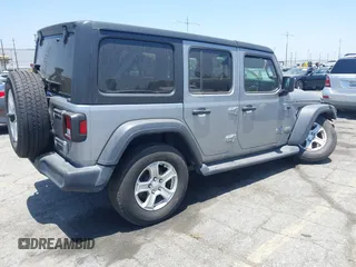 2020 Jeep Wrangler Unlimited Sport S с VIN 1C4HJXDN3LW268895, выставлен на аукционе IAAI как лот 42555660 с пробегом 60 962 миль миль и . История ставок и продаж доступна на DreamBid. Изображение 4.
