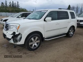 2013 Honda Pilot Touring z VIN 5FNYF3H99DB007204, wystawiony jako Copart lot #56891095 z przebiegiem 151 709 mil mil oraz Szkoda całkowita • Salvage title. Historia ofert i sprzedaży dostępna na DreamBid. Obrazek 1.